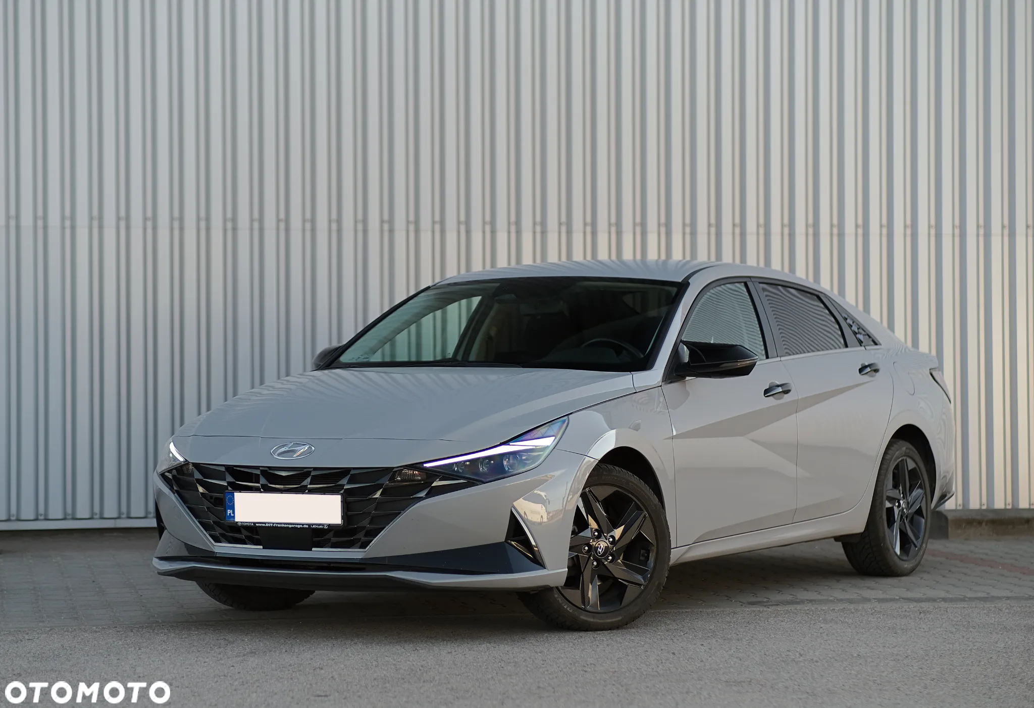 Hyundai Elantra 1.6 Smart CVT - 3