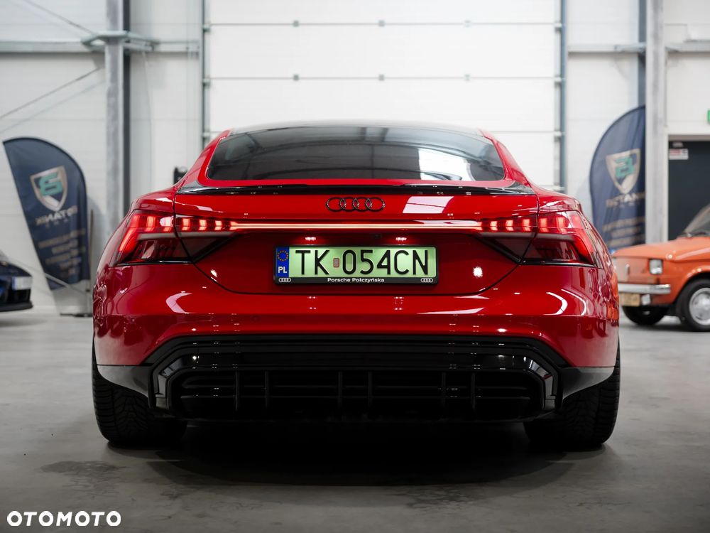 Audi e-tron GT - 8