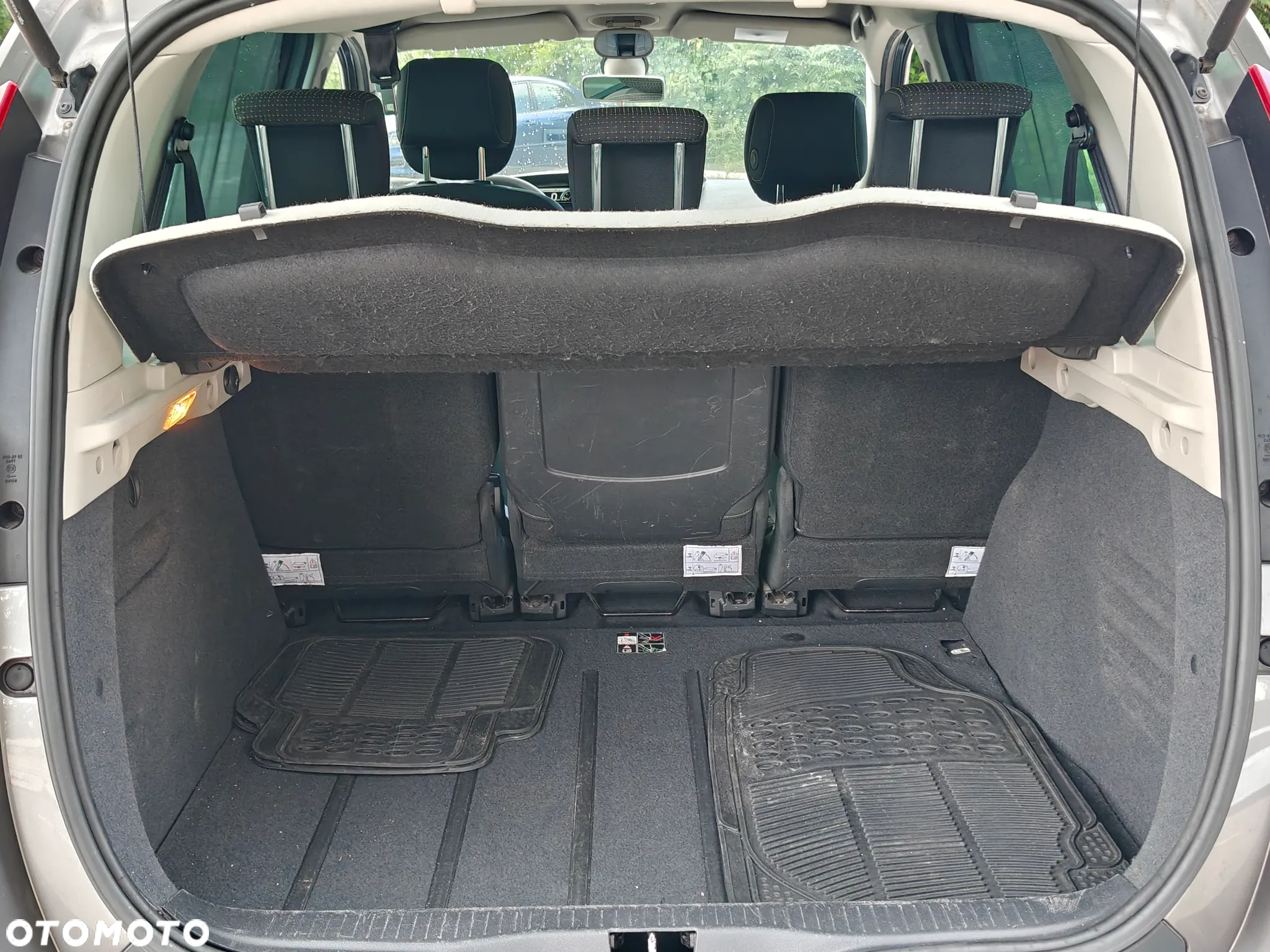 Renault Scenic 1.4 16V TCE Expression - 17