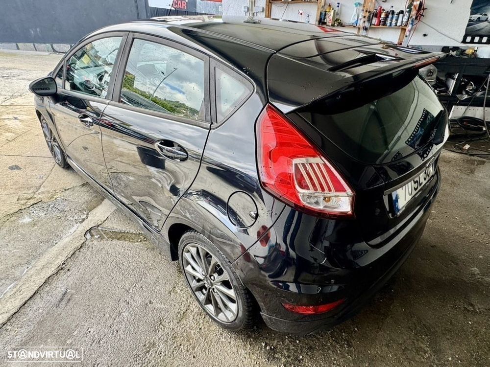 Ford Fiesta 1.5 TDCi STLine - 40