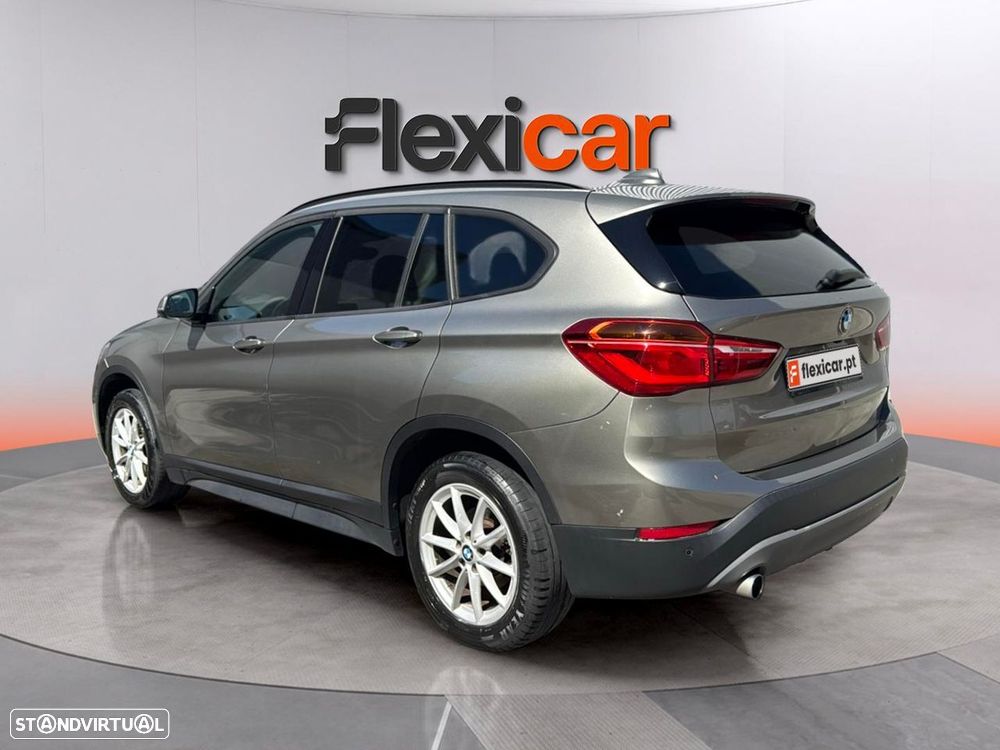 BMW X1 16 d sDrive Line Sport - 5
