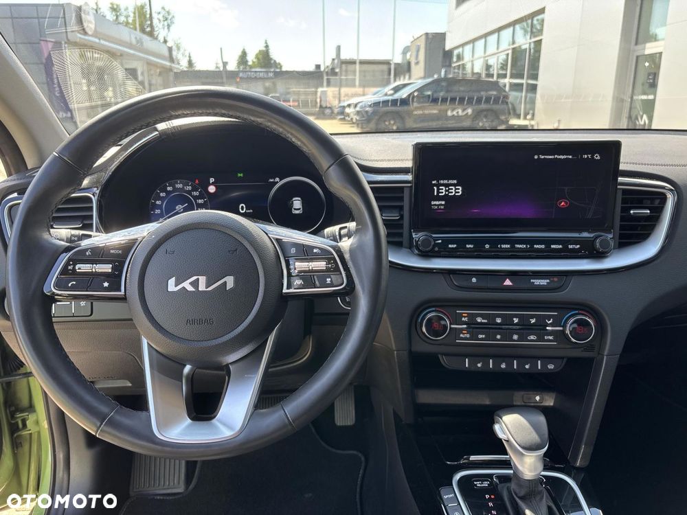 Kia XCeed 1.5 T-GDI Business Line DCT - 14