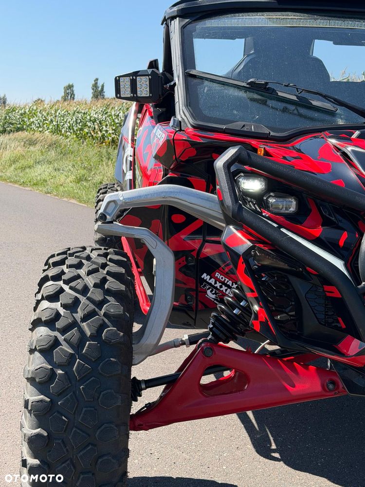 Can-Am Maverick - 14