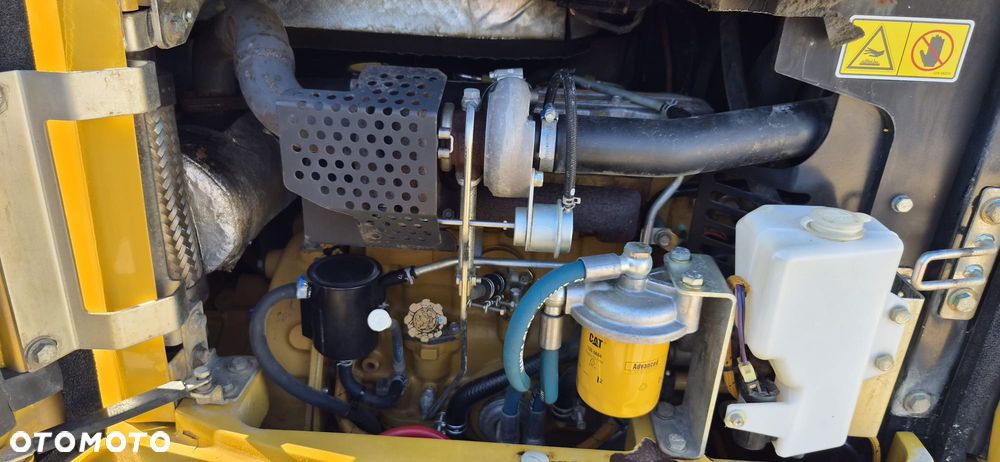 Caterpillar 305.5D - 10