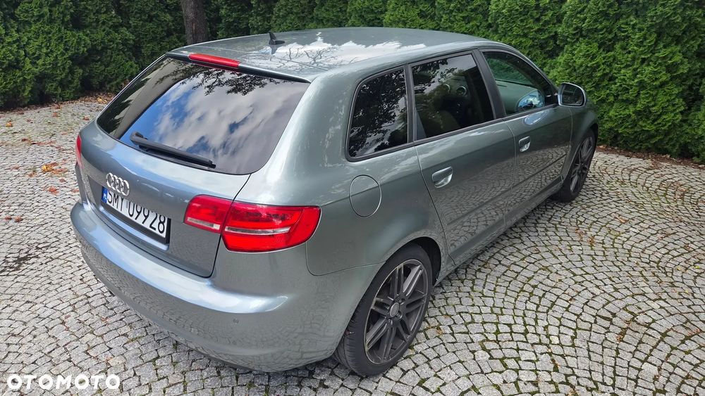 Audi A3 Sportback 3.2 quattro (DSG) S tronic Ambition - 14