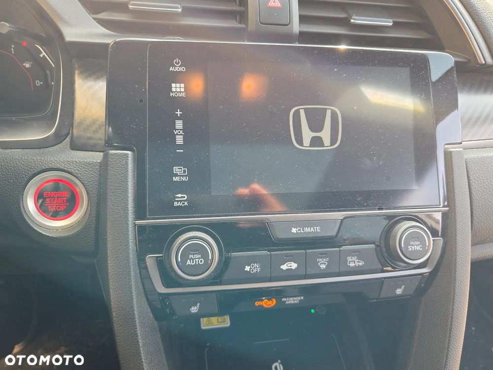 Honda Civic 1.5 i-VTEC Turbo Prestige - 18