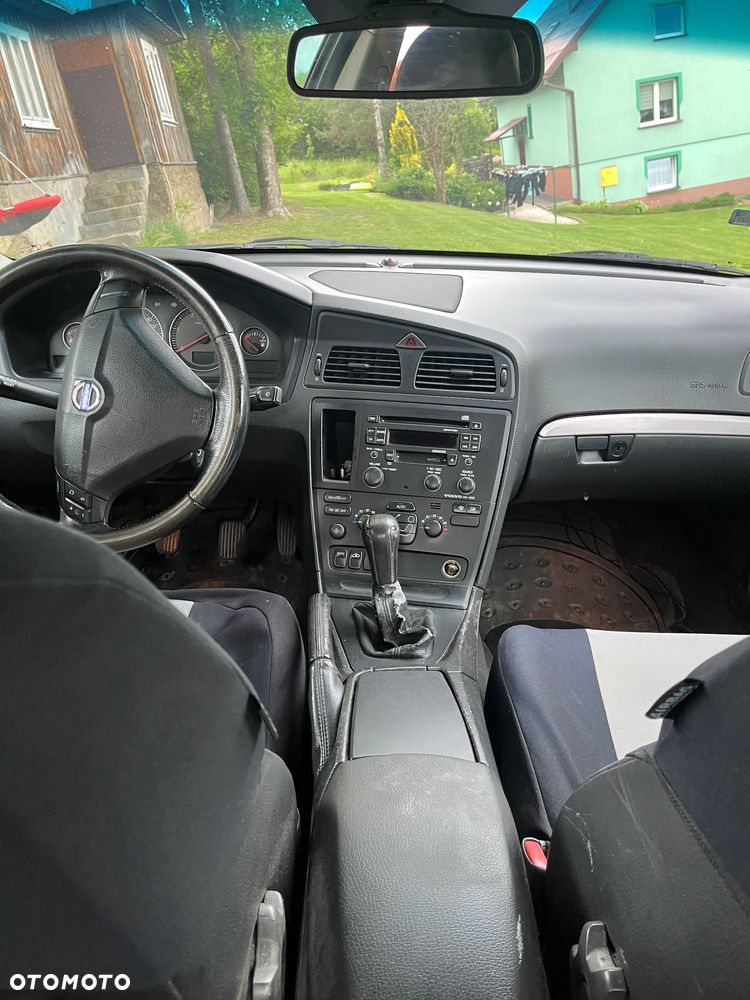 Volvo S60 2.4 D5 - 12