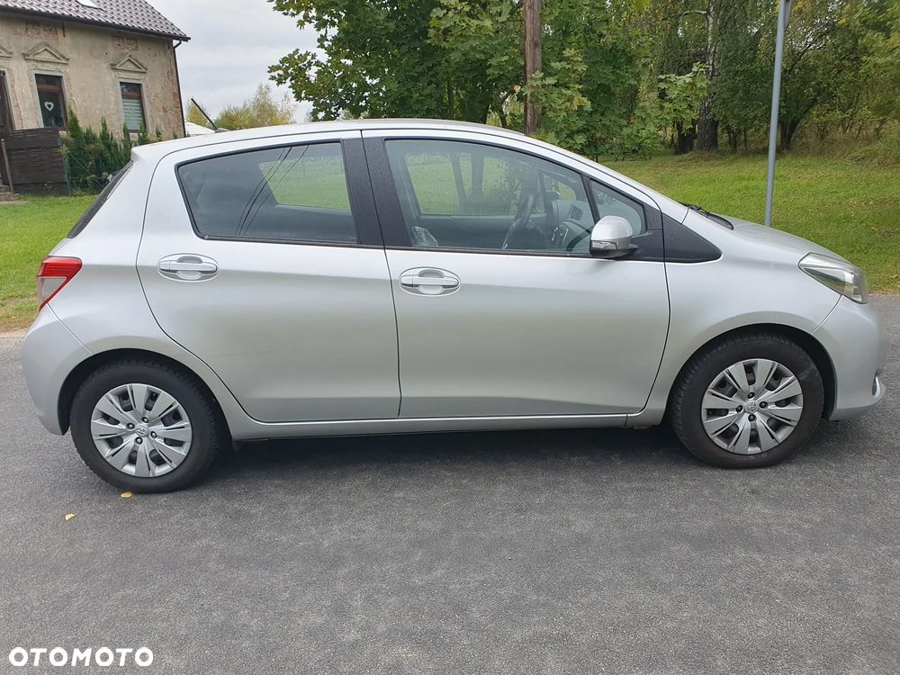 Toyota Yaris - 2