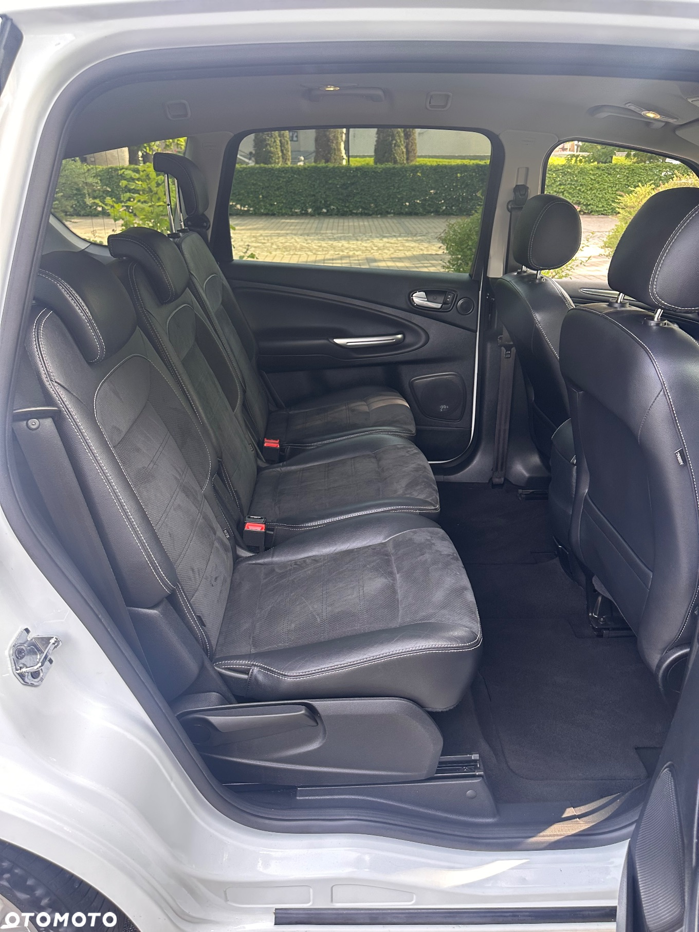 Ford S-Max 2.0 TDCi DPF Titanium - 16