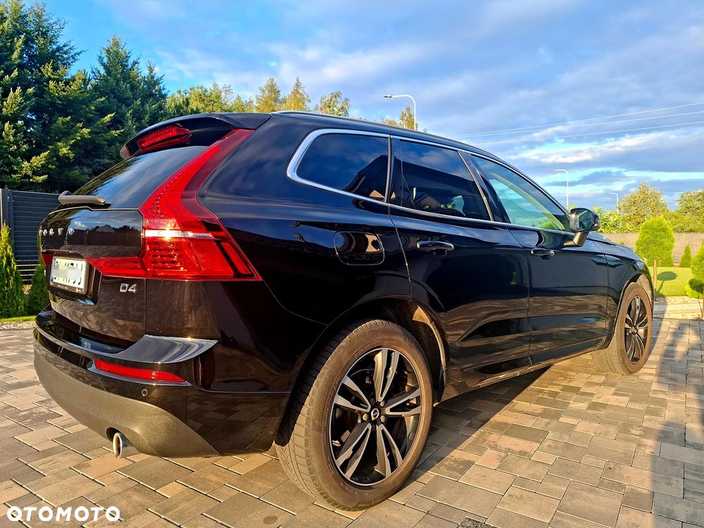 Volvo XC 60 D4 Momentum Pro - 12
