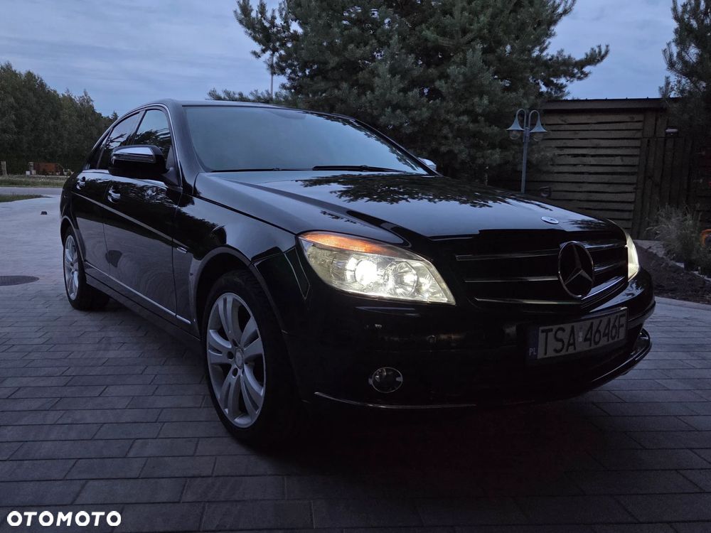 Mercedes-Benz Klasa C 220 CDI Elegance - 32