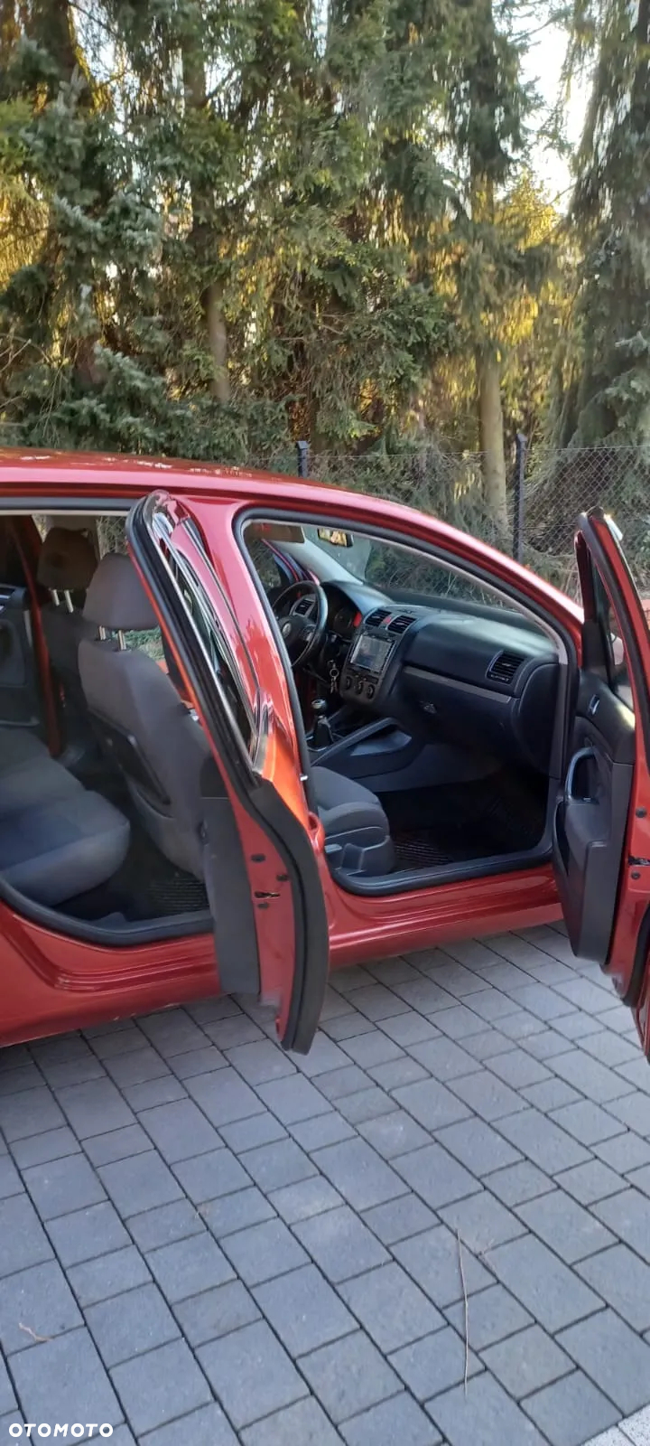 Volkswagen Golf V 2.0 TDI Comfortline - 5