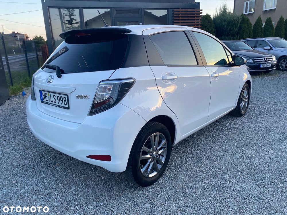 Toyota Yaris 1.33 VVT-i Edition 2014 - 6