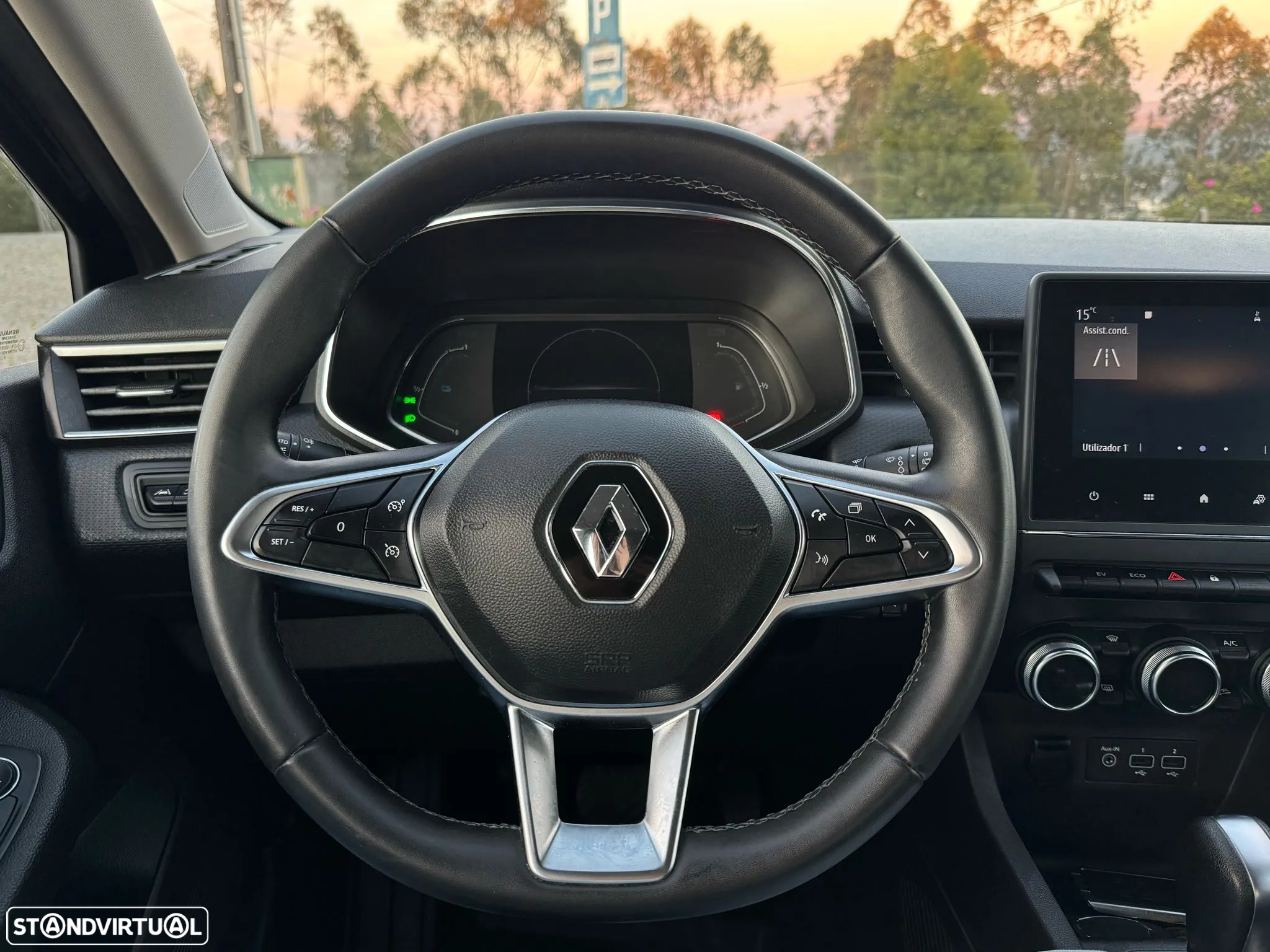 Renault Clio 1.6 E-Tech Intens - 16