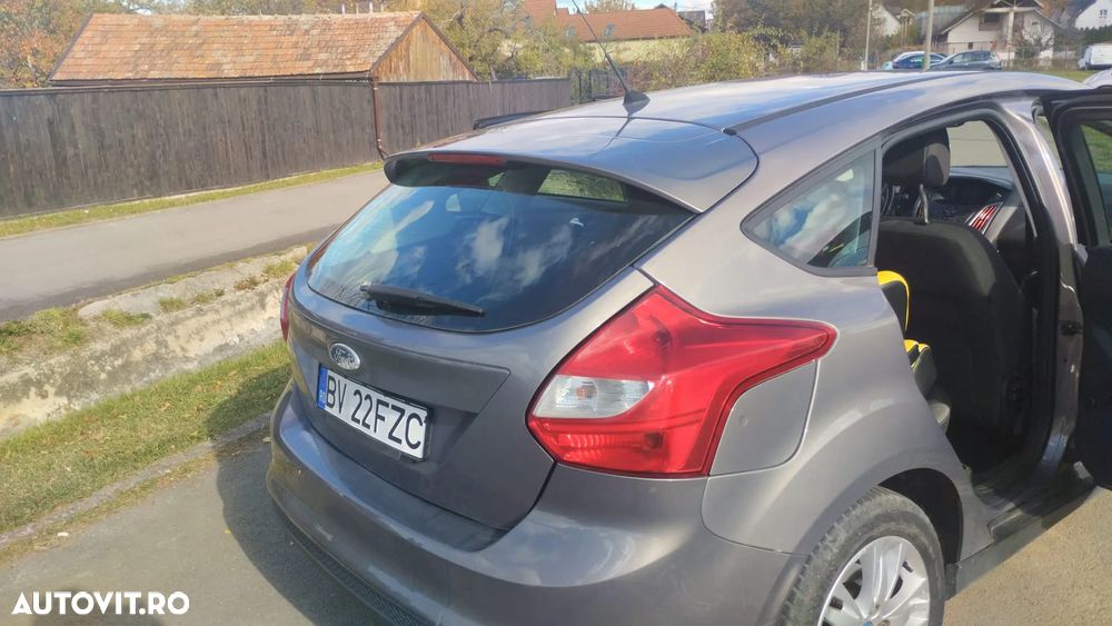Ford Focus - 3