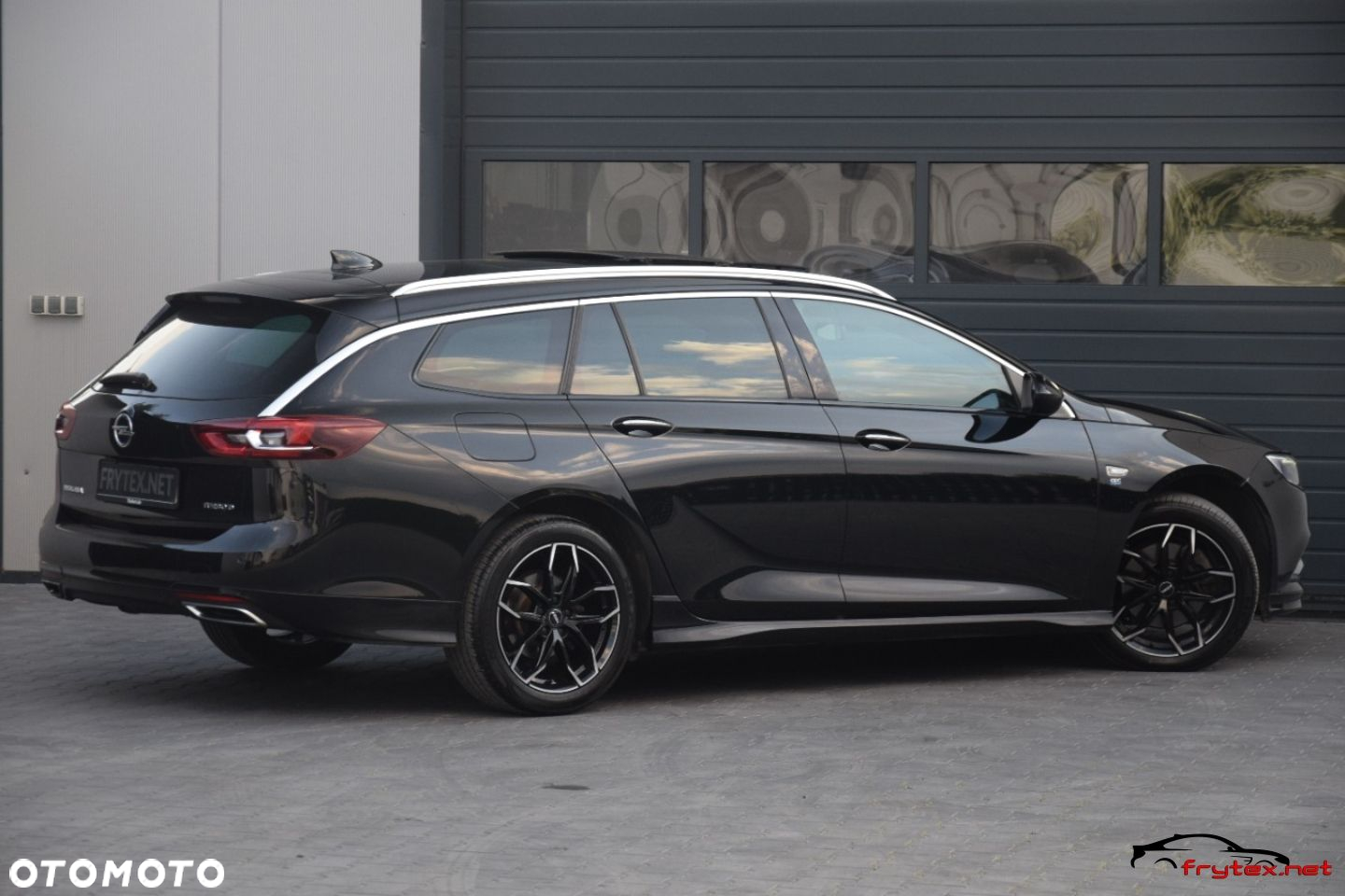 Opel Insignia - 12
