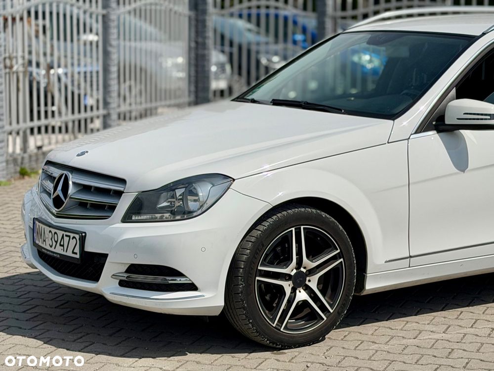 Mercedes-Benz Klasa C 200 CGI BlueEFFICIENCY - 30