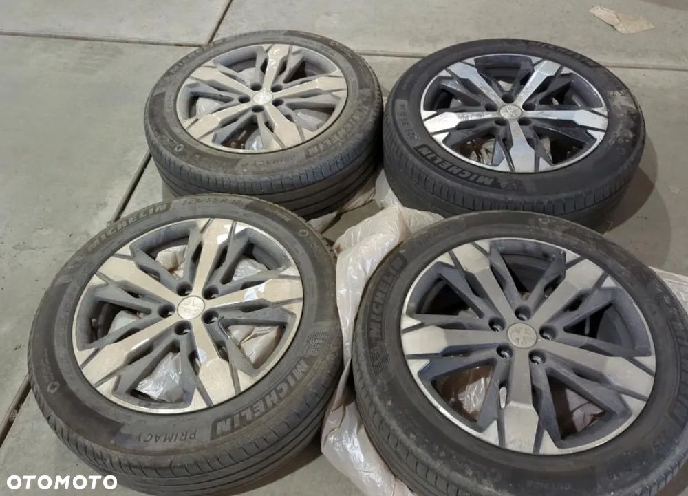 Peugeot 5008 BlueHDi 180 EAT8 GT Pack - 12