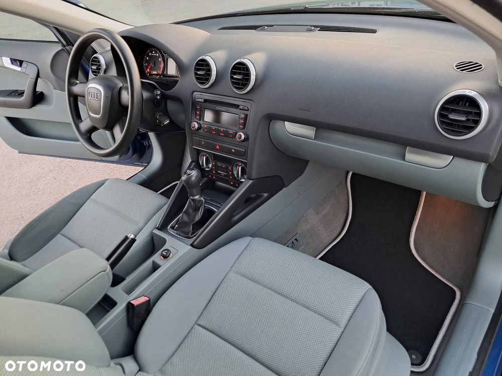 Audi A3 Sportback 1.6 Ambition - 7