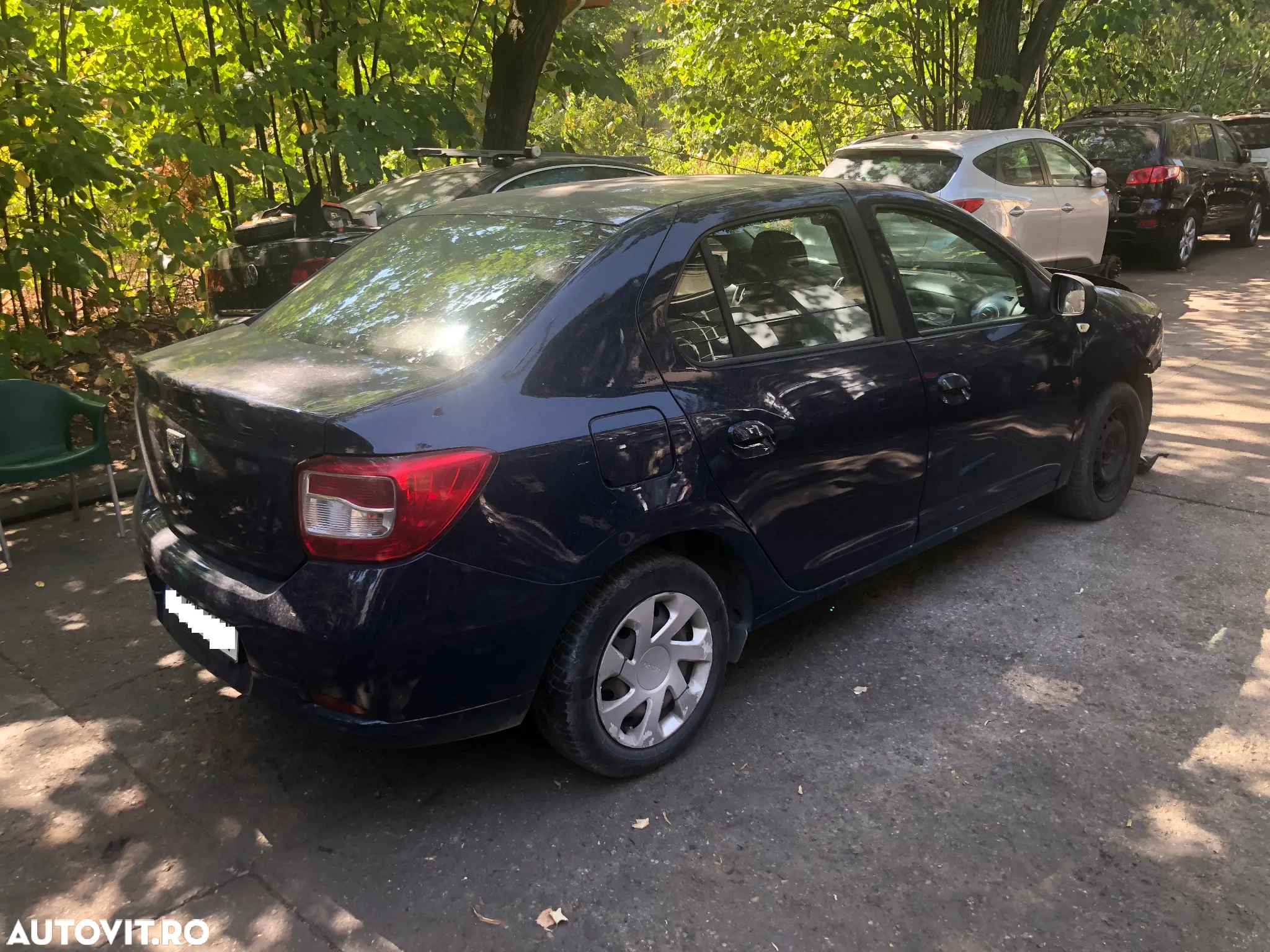 Dezmembrez Dacia Logan II benzina 2015 albastru inchis - 5