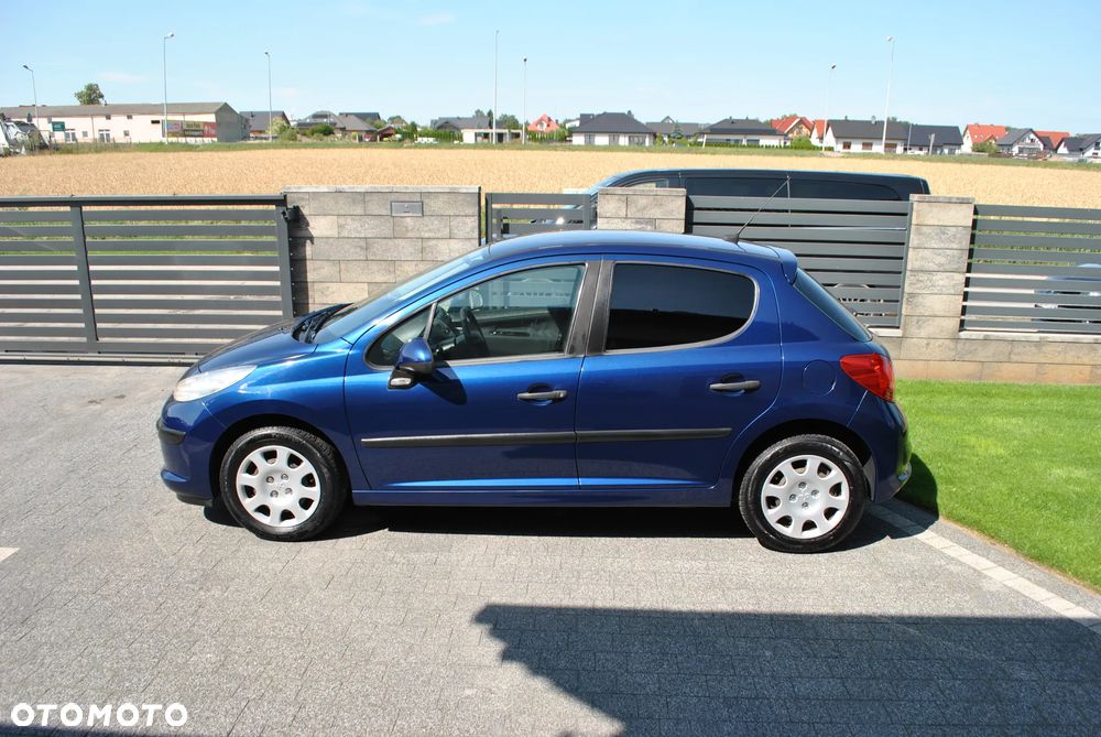 Peugeot 207 75 Tendance - 11