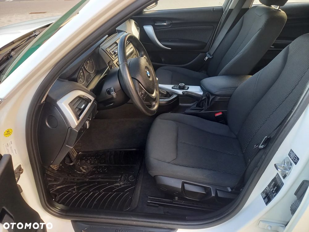 BMW Seria 1 - 15