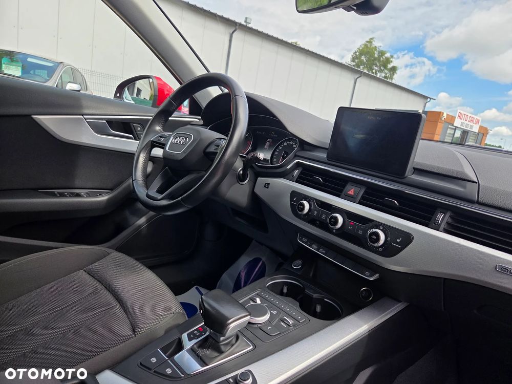 Audi A4 Avant 2.0 TDI Quattro Sport S tronic - 28