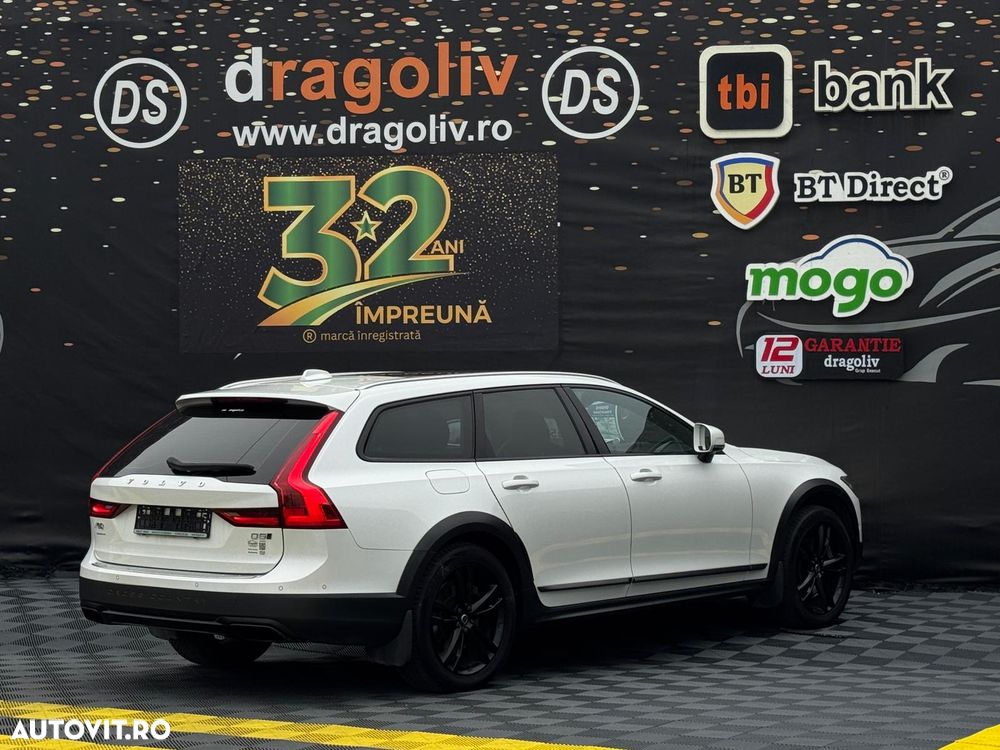 Volvo V90 D5 AWD - 9