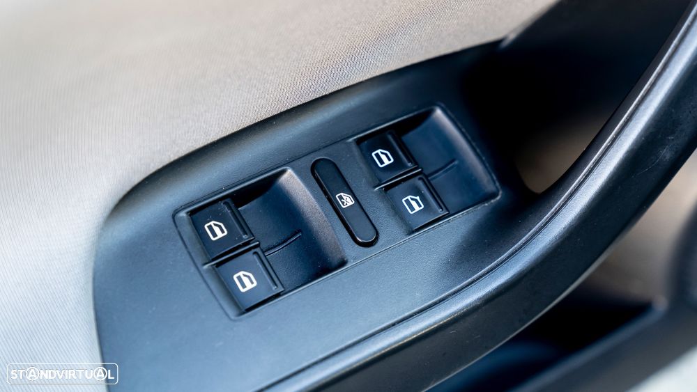 SEAT Ibiza 1.2 TDi Reference E-Ecomotive - 10