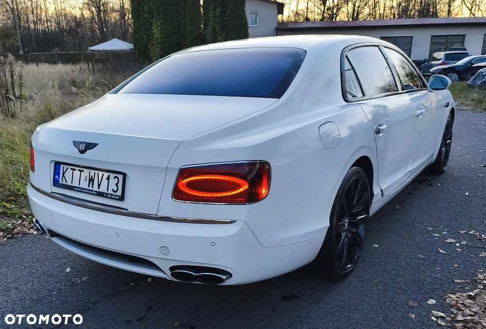 Bentley Flying Spur V8 Mulliner - 6