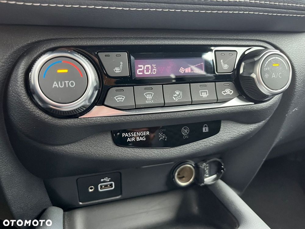 Nissan Juke 1.0 DIG-T Tekna DCT - 20