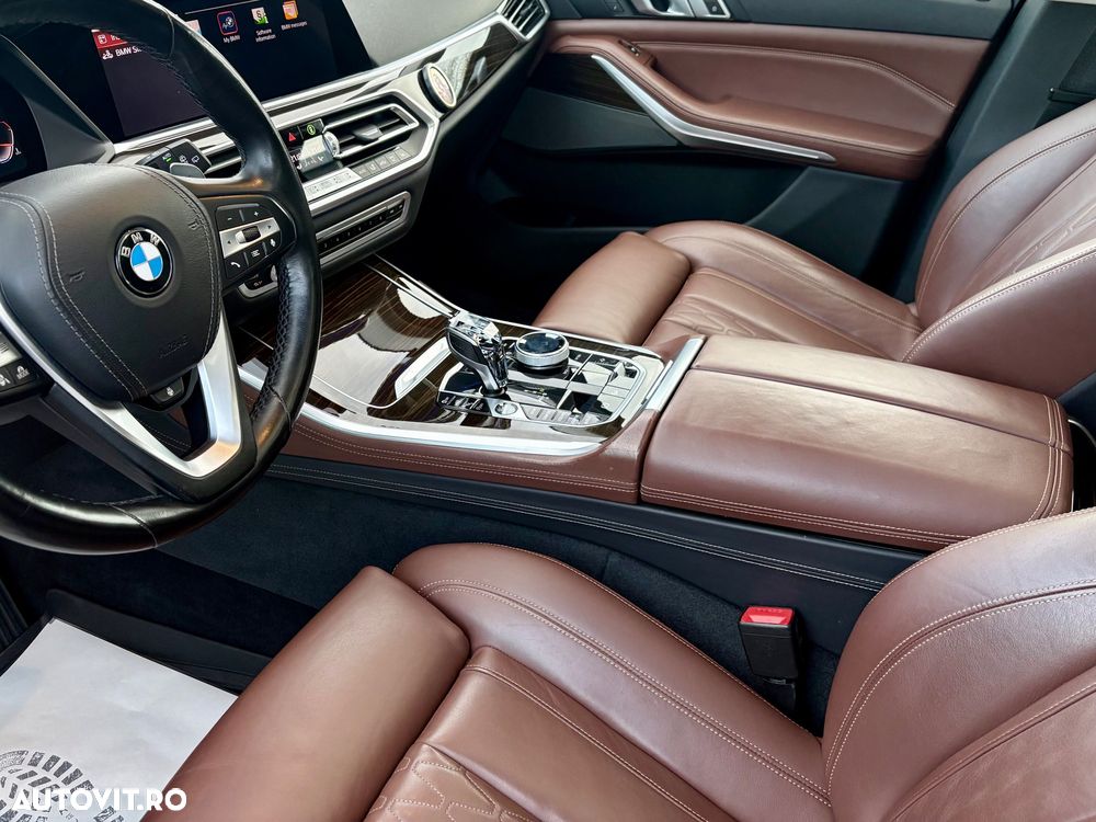 BMW X5 xDrive40i - 9