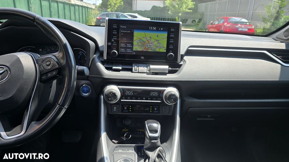 Toyota RAV4 - 9