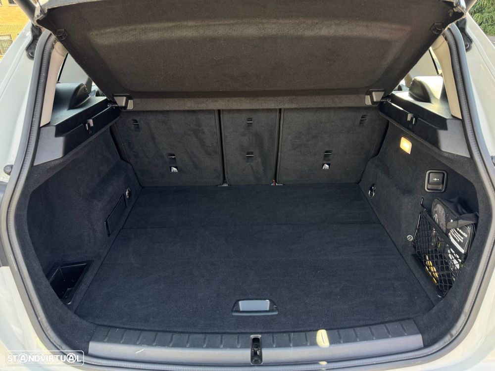 BMW 216 Active Tourer d Line Sport — fotografia 13
