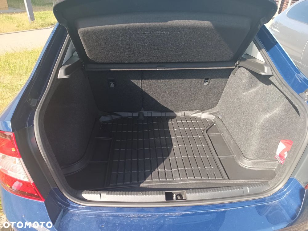 Skoda RAPID 1.0 TSI Ambition - 8