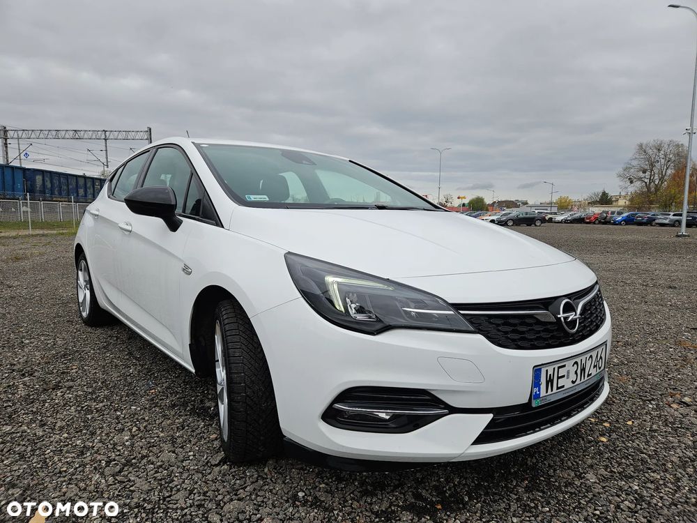 Opel Astra 1.2 T GS Line S&S - 4