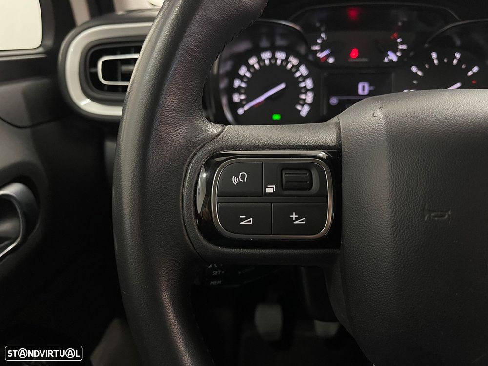 Citroën C3 1.2 PureTech Shine - 32