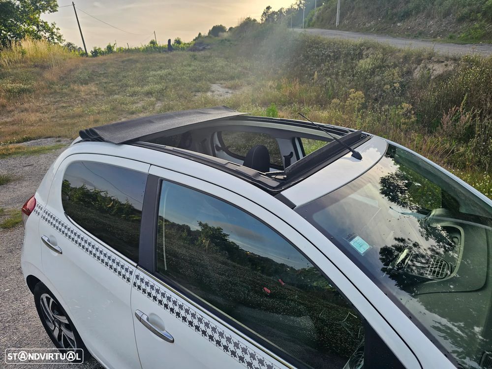 Peugeot 108 1.2 PureTech Allure - 11