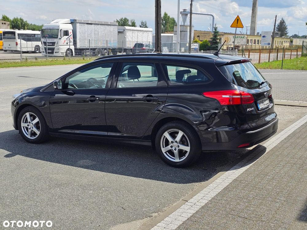 Ford Focus 1.0 EcoBoost Start-Stopp-System TITANIUM STYLE - 9