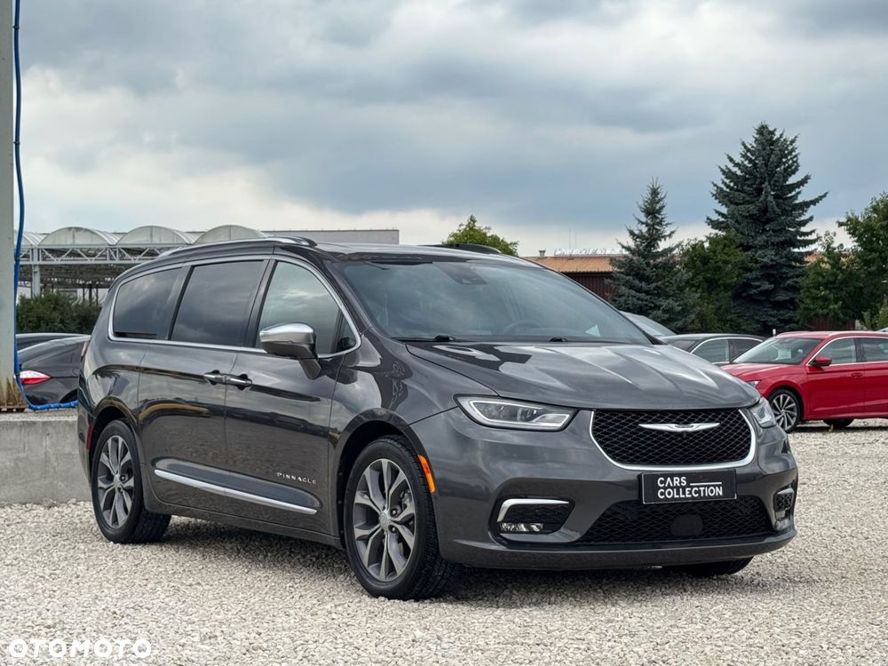 Chrysler Pacifica - 3