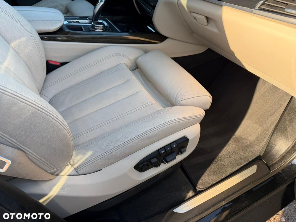 BMW X5 xDrive25d - 12