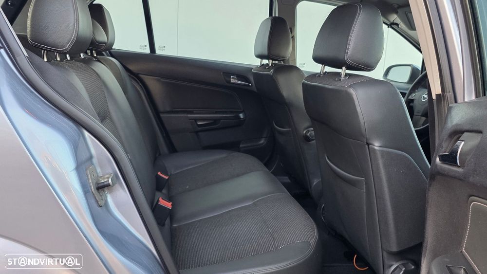 Opel Astra 1.3 CDTI Enjoy EcoFLEX - 17