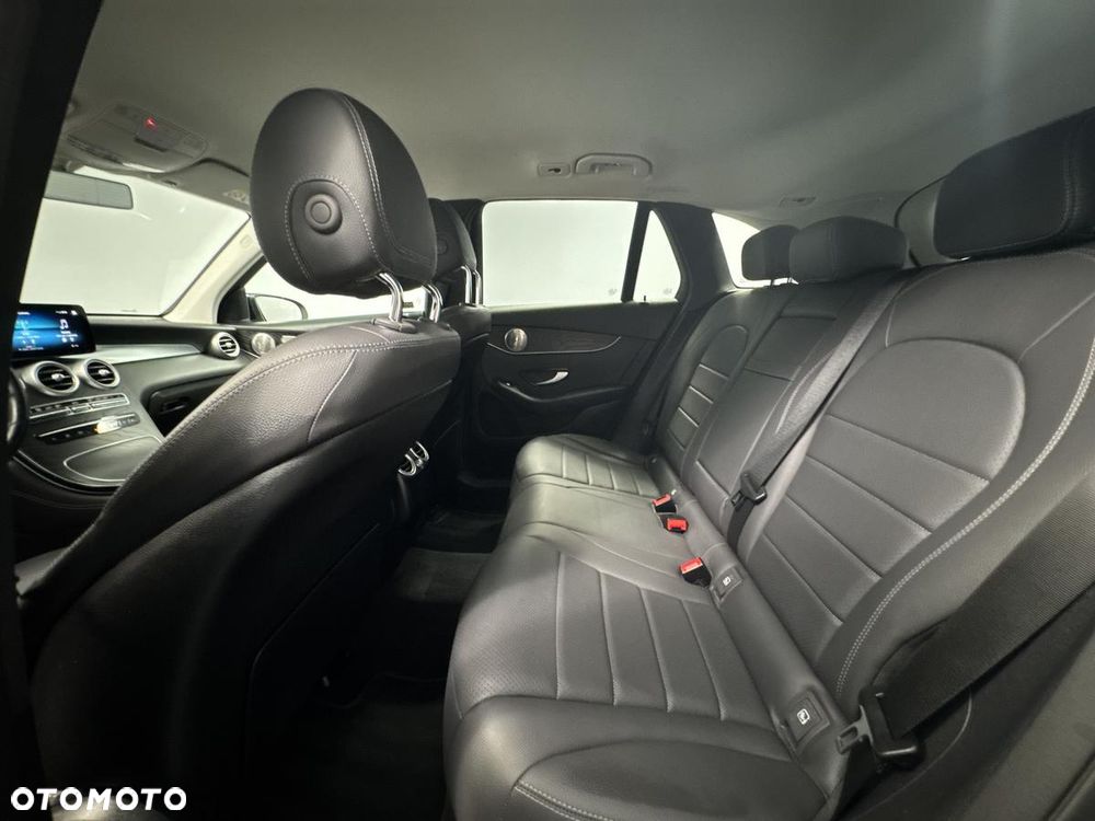 Mercedes-Benz GLC 200 d 4-Matic - 23