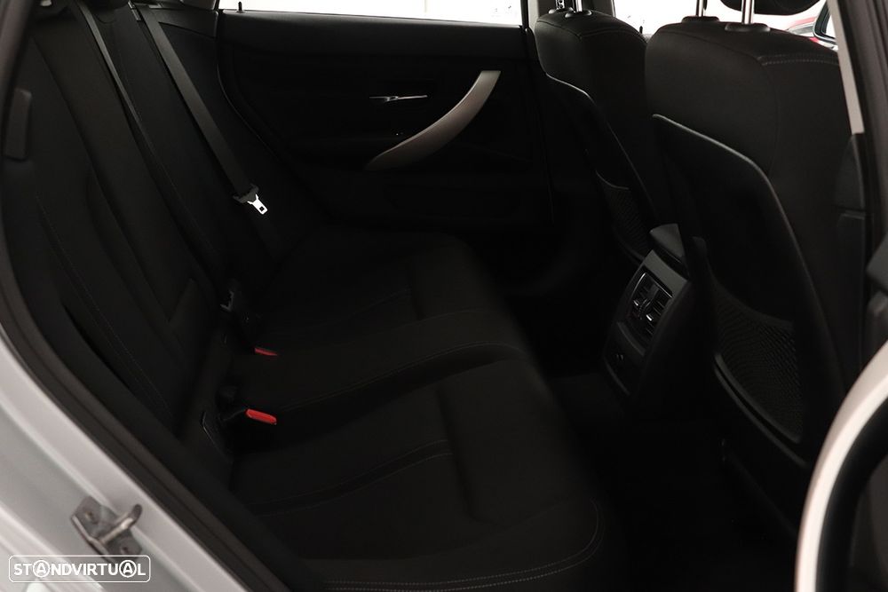 BMW 420 Gran Coupé d Advantage Auto - 10