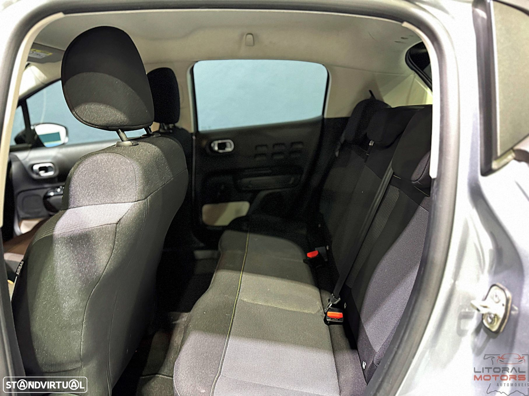 Citroën C3 1.2 PureTech Shine EAT6 - 16