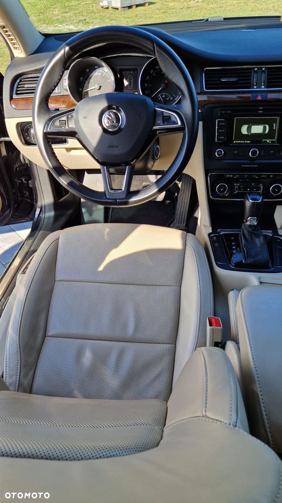 Skoda Superb 2.0 TSI Elegance DSG - 15