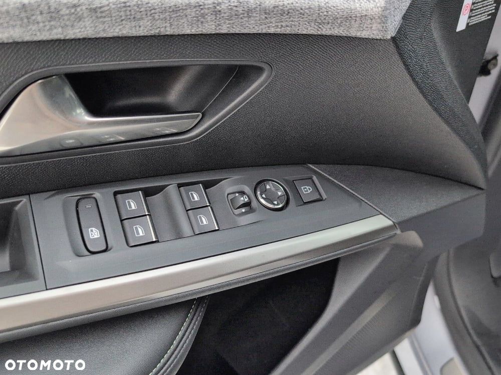 Peugeot 5008 - 15