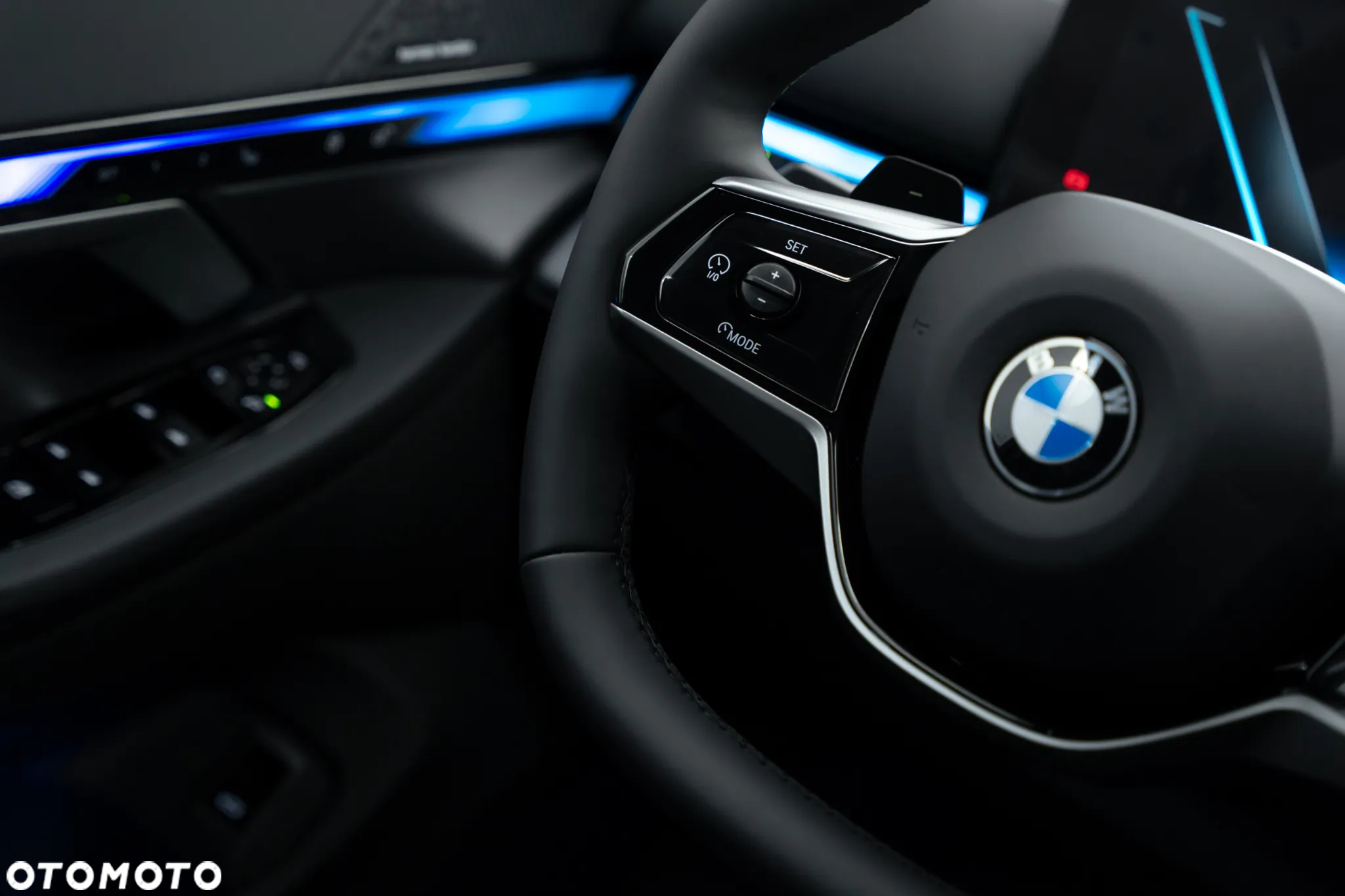 BMW Seria 5 - 32