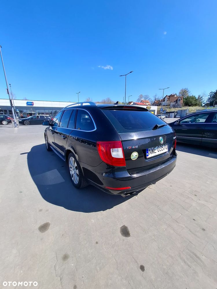 Skoda Superb 2.0 TDI 4x4 Comfort - 5