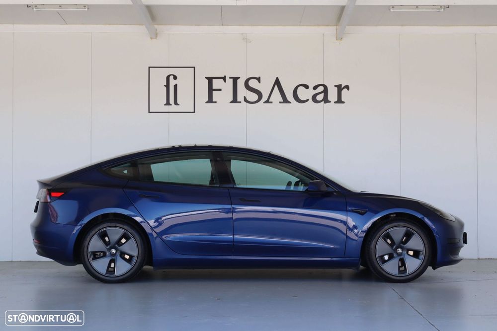Tesla Model 3 - 6